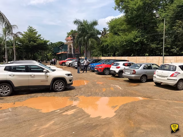 God's Own Jeeper's Monsoon Trails to Valparai